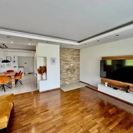 Sofiomi Villa