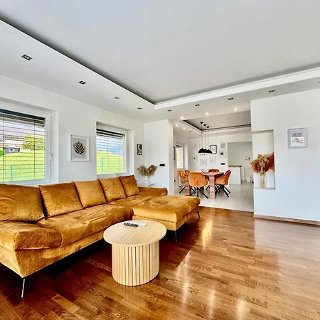 Sofiomi Villa
