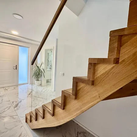 Sofiomi Villa *